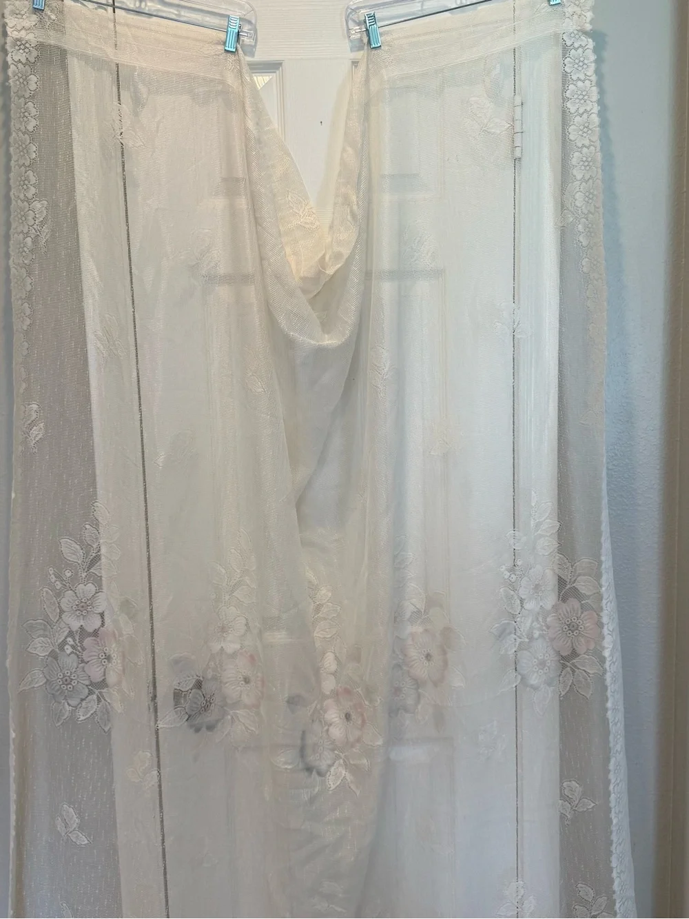 VTG Floral Lace 4 Curtain Panels Pastel Flowers Cottagecore Shabby Chic 60X 84